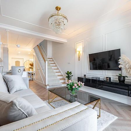 Gold Apartment شتيتشينيك المظهر الخارجي الصورة