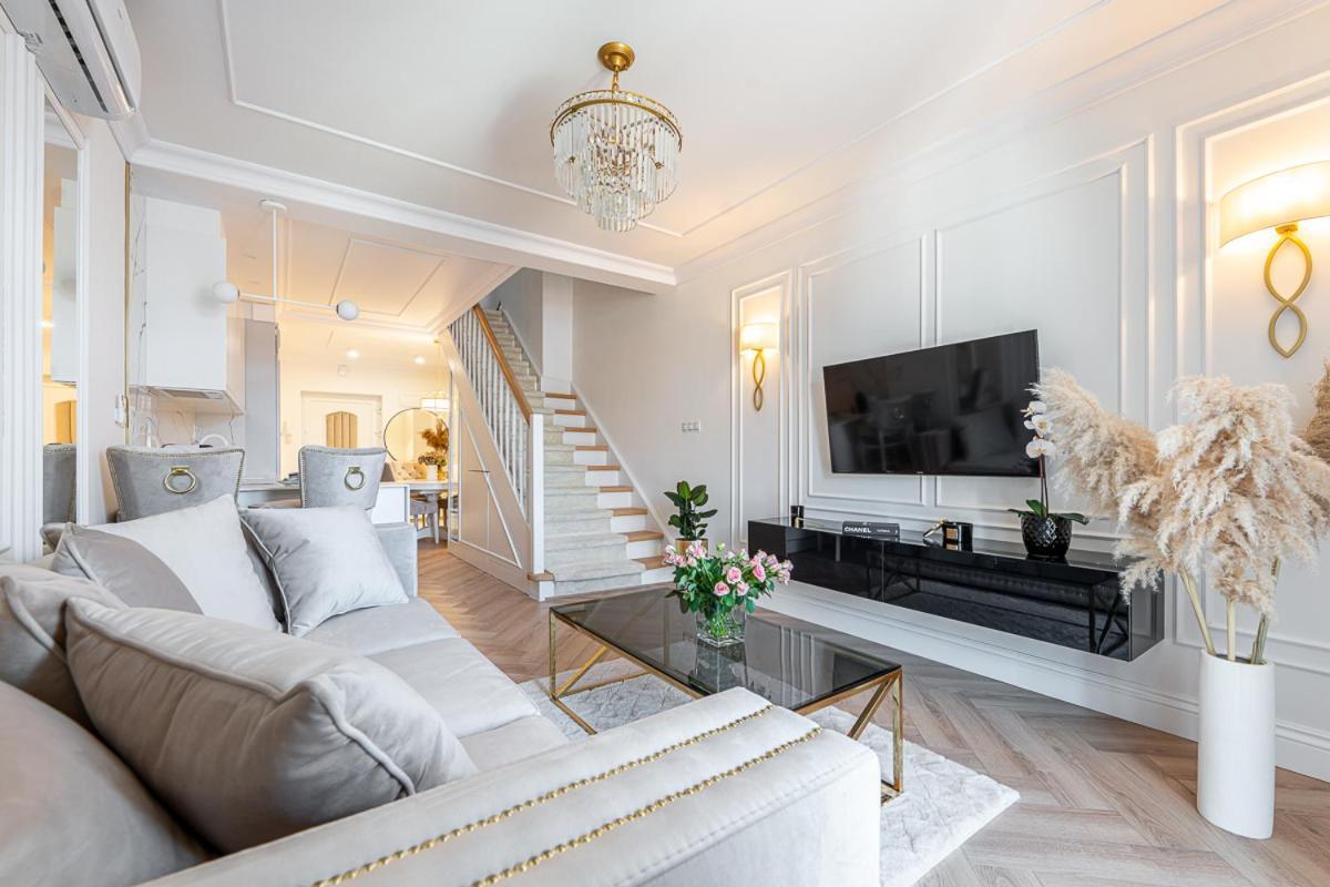 Gold Apartment شتيتشينيك المظهر الخارجي الصورة