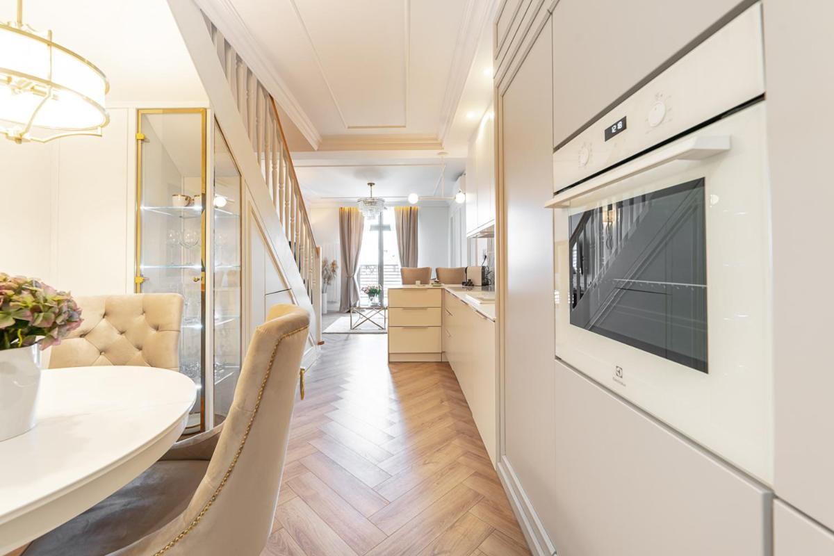 Gold Apartment شتيتشينيك المظهر الخارجي الصورة