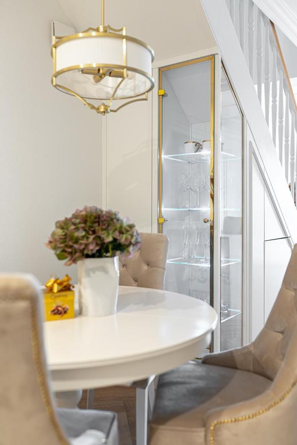 Gold Apartment شتيتشينيك المظهر الخارجي الصورة