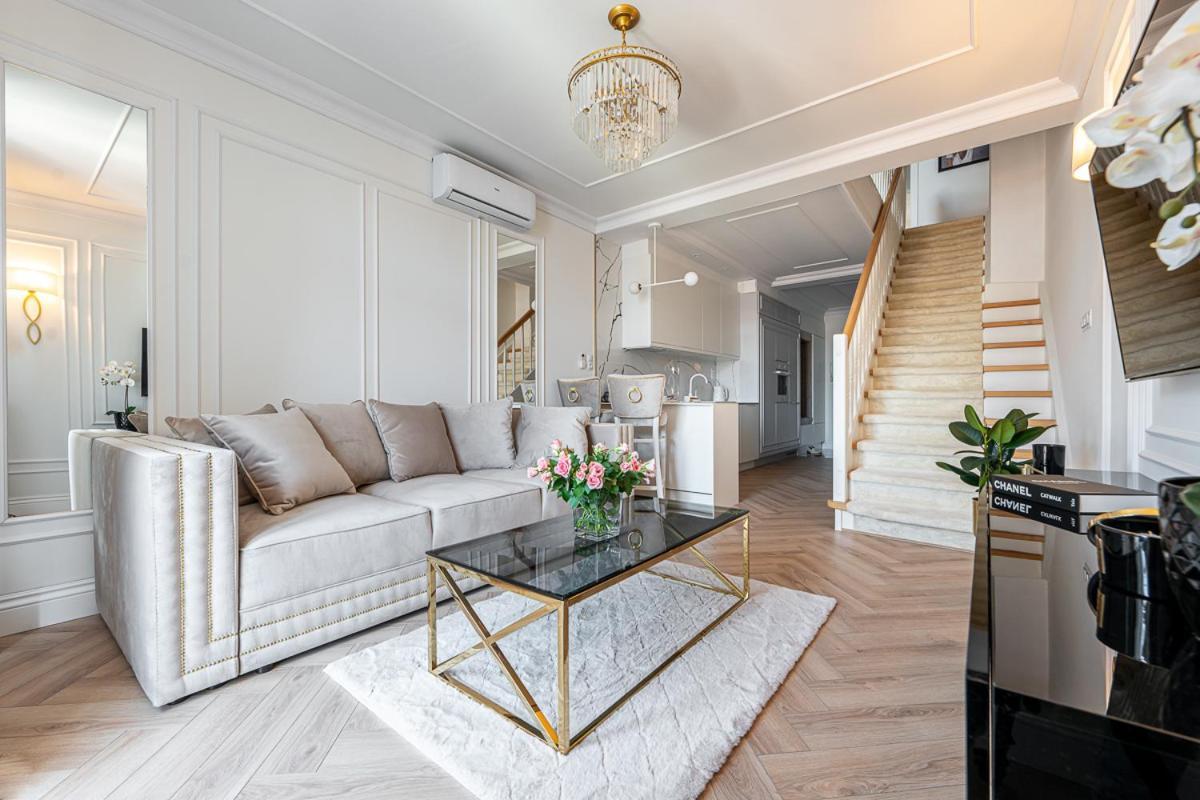 Gold Apartment شتيتشينيك المظهر الخارجي الصورة