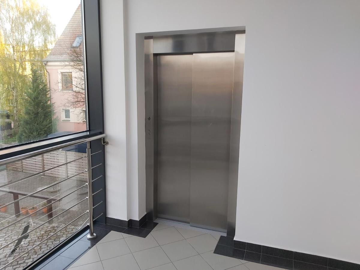 Gold Apartment شتيتشينيك المظهر الخارجي الصورة